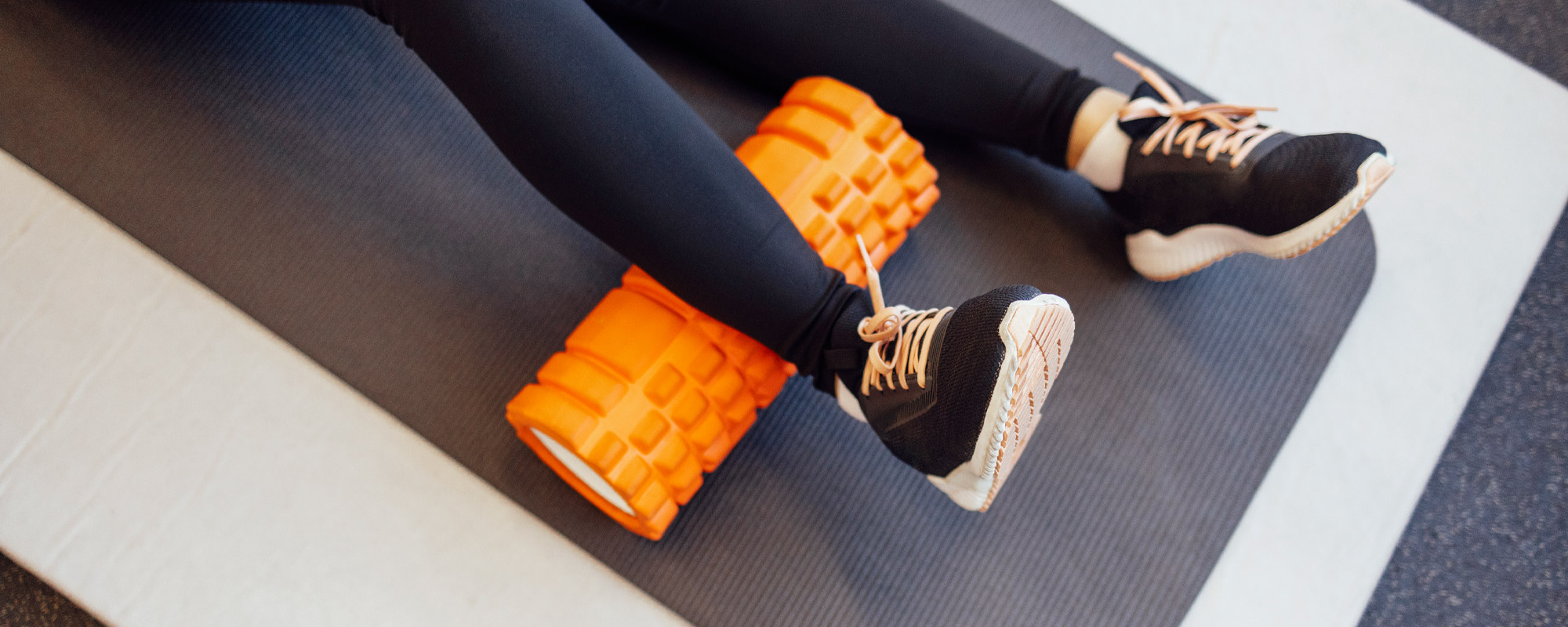 width=100% Masażery w treningu biegowym – praktyczne zastosowanie i technika pracy z tkankach